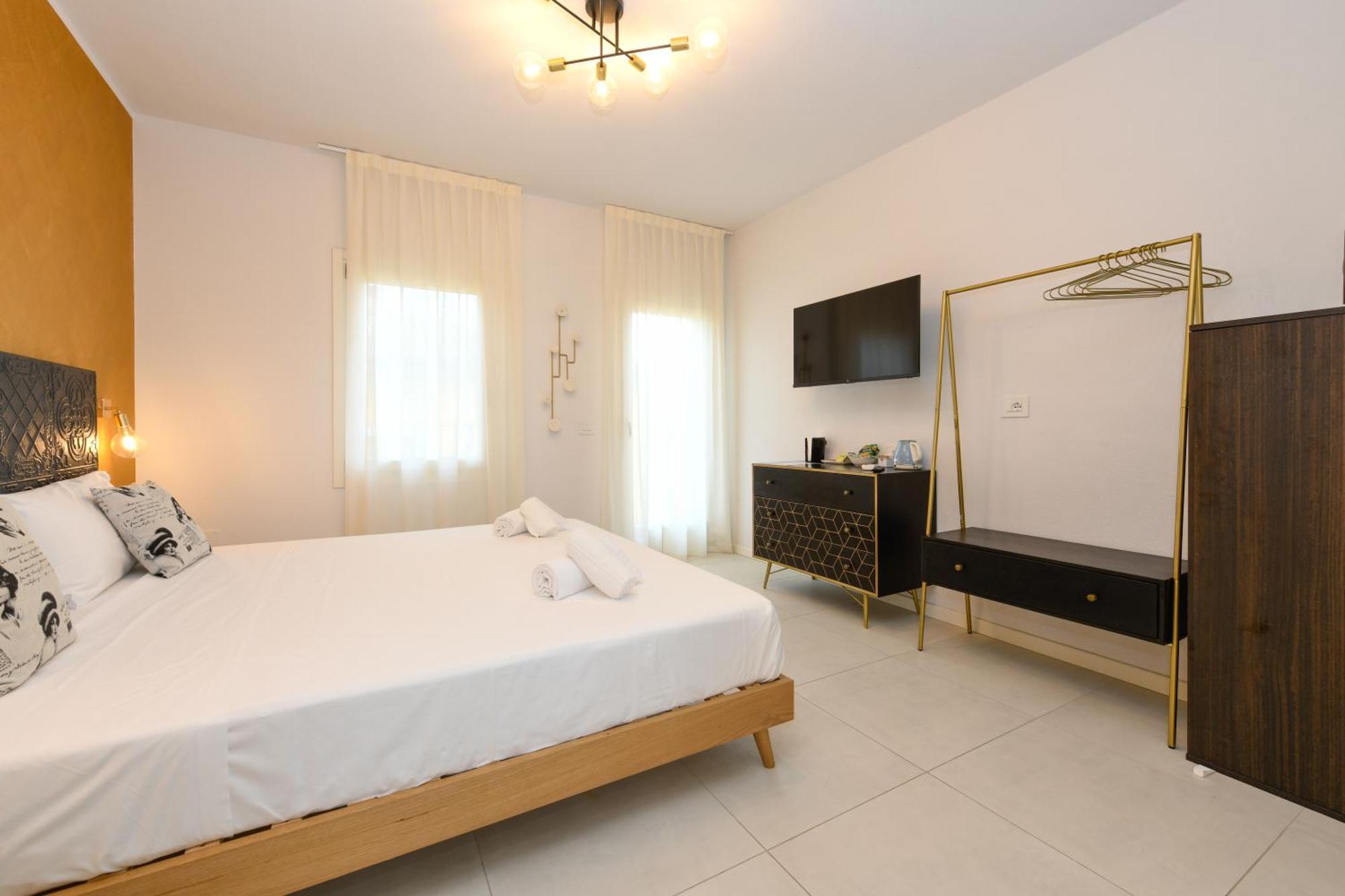 Locanda Carolina Mastino Scala Sirmione Buitenkant foto
